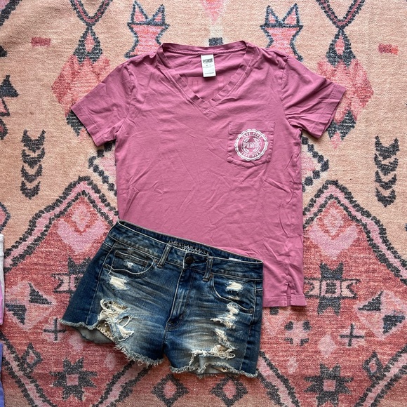 PINK Victoria's Secret Tops - PINK Victoria Secret will this be on the test oversized tee ⭐️ XS